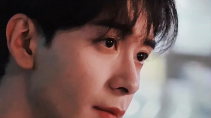 Passersby can’t resist Xiao Zhiyu’s looks! End of work shift #Chen Xingxu#XiaoZhiyu#CameoGlimpse