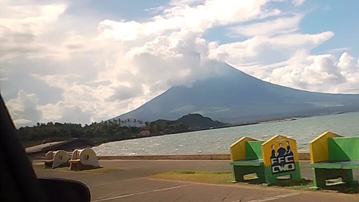 Ganda Ng mayon