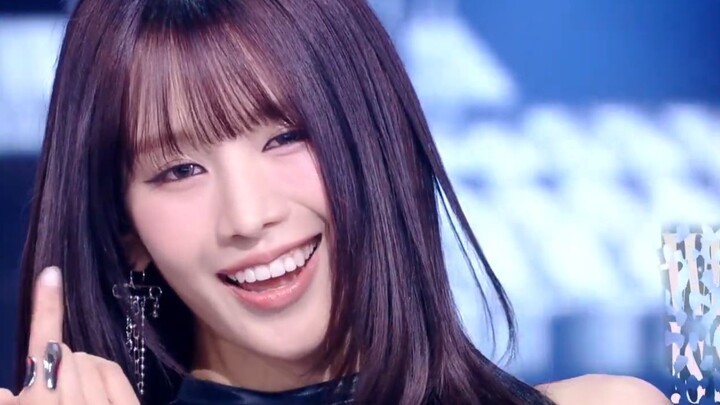 KISS OF LIFE’s latest comeback track “Who is she” performance stage from April 26, 2024