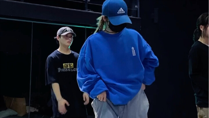 undrunk (biên đạo Badalee) ngầu