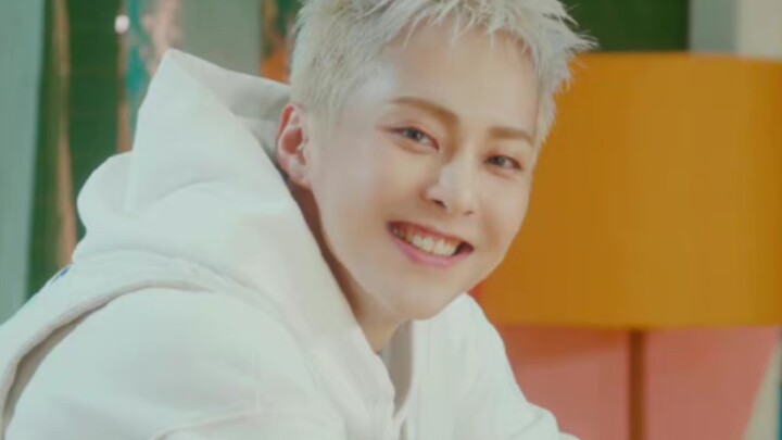 EXO’s Kim Min-seok releases comeback single “Brand New” music video.