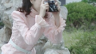 Holy shit! I finally understand why the director chose her to play Zi Xuan. She has a tall waist, th