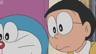 Doraemon: Nobita secretly collected Shizuka's bath water, and he can recreate Shizuka's bathing