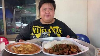 ลิ้นหมูผัดพริกแกง ไข่เจียวหมูสับหอมๆ!!