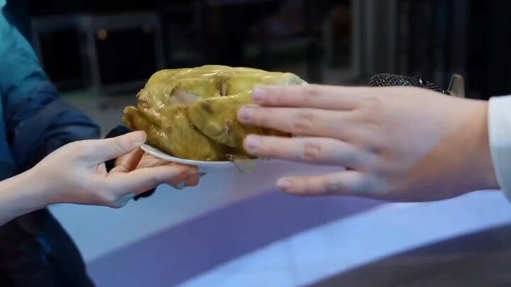 Even the “burnt chicken” meme from Honkai: Star Rail hasn’t been spared!