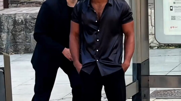 Suddenly meowing behind a passerby