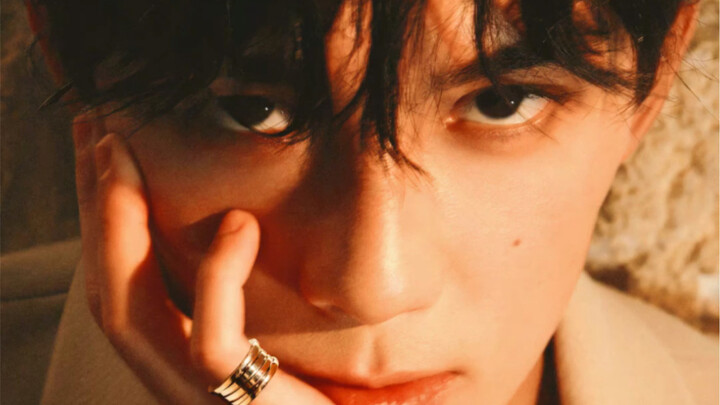 ความดุร้ายที่มีเสน่ห์ ความก้าวร้าวอันเฉียบคม และความสง่างามอันมั่งคั่ง Wu Lei ในปัจจุบัน