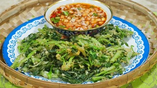 ยำผักบุ้งกรอบ น้ำยำพริกเผาหมูสับ