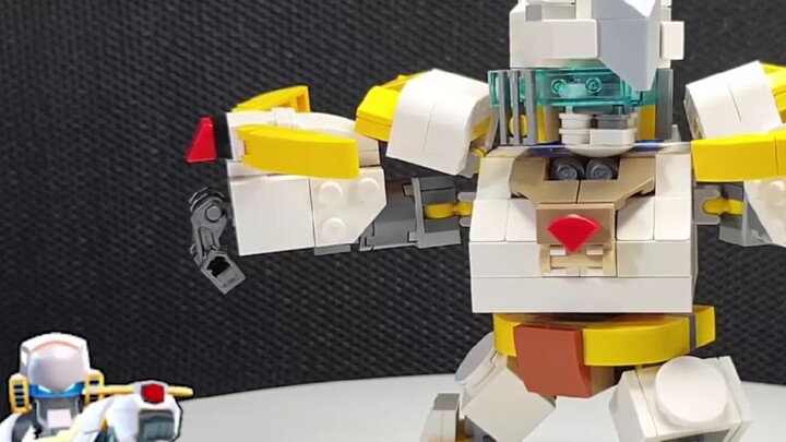 Prototype mecha explosion | Handsome fighting new star [LEGO small theater]