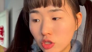 Bánh trứng mềm ra và sự ngượng ngùng của chúng tôi tan biến