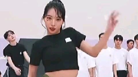 dance ( pop) lixine dance with jungnick couple 143psy➴⇨likes pls and follow💗