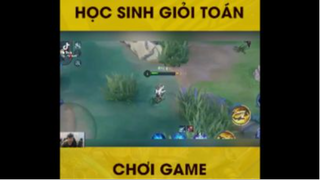 khi học sinh giỏi toán chơi game