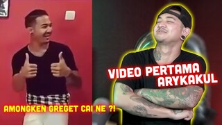 VIDEO PERTAMA ARYKAKUL