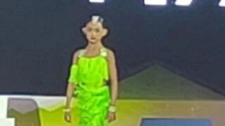 [Samba Queen Liang Ruixi opened the show with a bang! The hard-working girl conquered the world stag