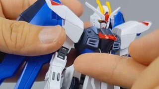 [Model Sharing] The Citroen restored version of the HG New Freedom Gundam produced by the Xinchang J