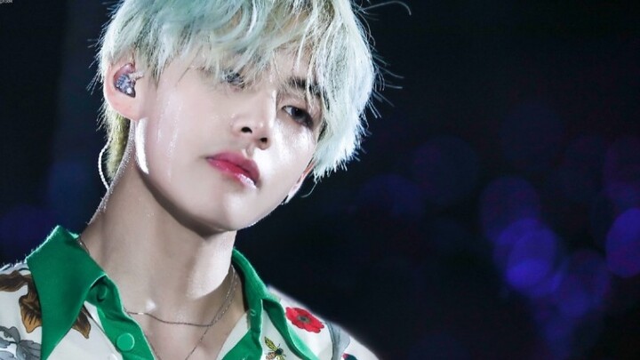 Bạn có chắc chắn muốn tìm hiểu thêm về người đàn ông đẹp trai nhất Hàn Quốc, Kim Taehyung không?