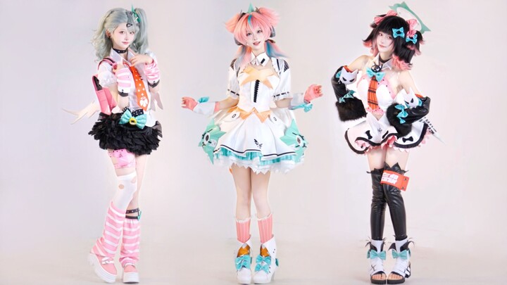 I’m debuting as a solo act all by myself!!!