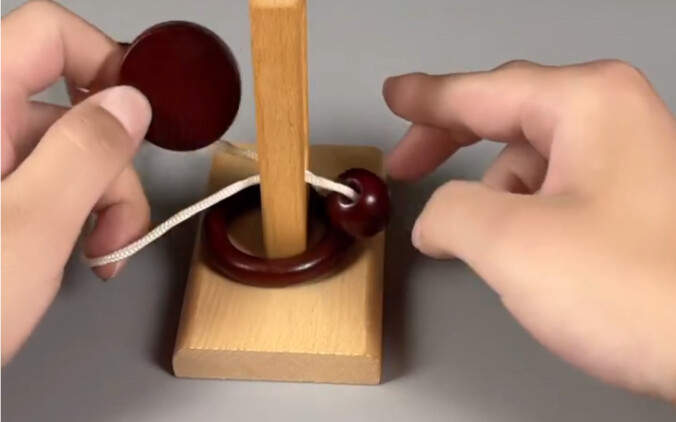 เกมฝึกสมอง หนีรอดเหมือนจิ้งหรีดหลุดจากเปลือก