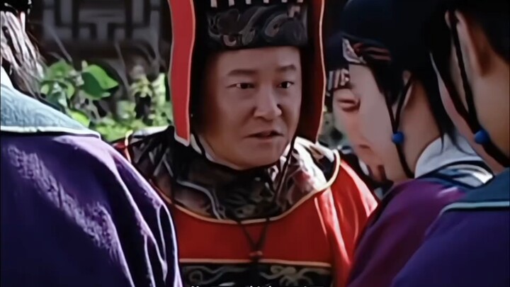 «يانغ جينشوي هوى إلى الريف: فالعنقاء لا تساوي دجاجة، وعندما عرفوا أنه أصابه الجنون، حتى أدنى الكلاب 