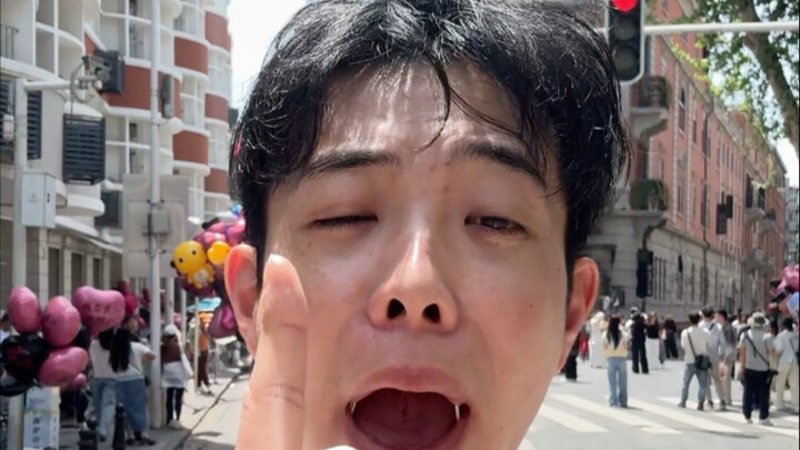Kato pergi ke Wuhan