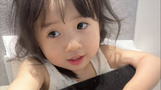 في المنزل قطعتان من القرع الياباني～