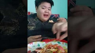 ส้มตำร้านเปิดใหม่ รสชาติเป็นยังไงไปถามน้องแก้มก้นกัน