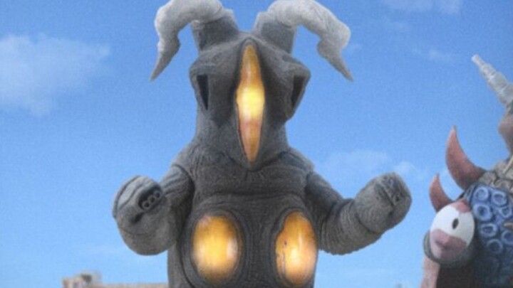 X-PLUS大怪兽-归来的奥特曼-杰顿二世 发光.ver