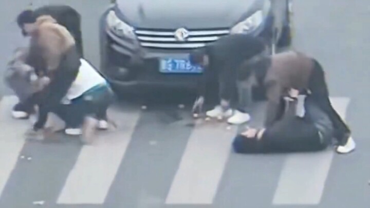 “Sao con người lại đẹp trai đến thế”