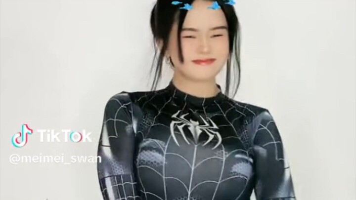 spider woman tolongin aku doang,,