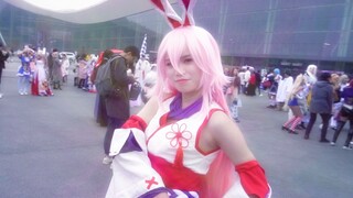Efek Khusus Comic Con】Chengdu Comic Con bertemu Yae Sakura yang tidak memiliki pisau, ambil telingam