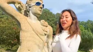 奇葩的挑战捉迷藏，赢者竟得一万美刀