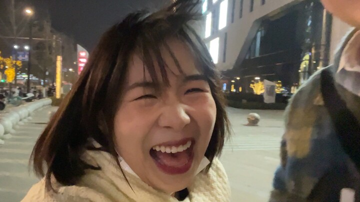 Who says funny girls can’t have love?