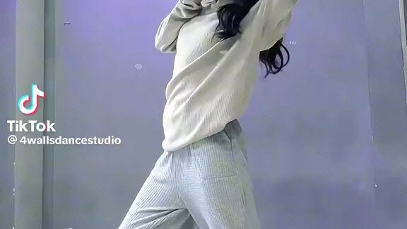 4wallsdancestudio #