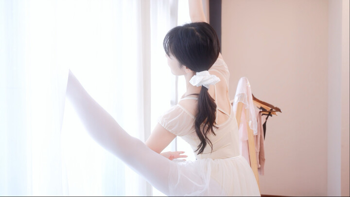 宝妈初尝试芭蕾（白袜）