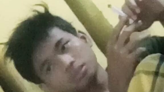 orang hebat. selalu senyum