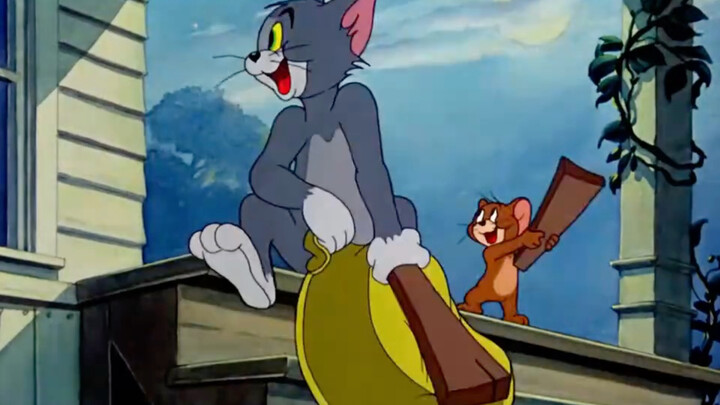 Tom tricked his owner into thinking he was catching mice outside, haha.