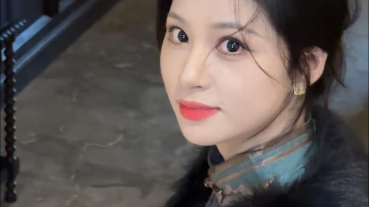 แม่เลี้ยงที่ดูเหมือนใจดีและไม่มีพิษภัย แท้จริงแล้ว......