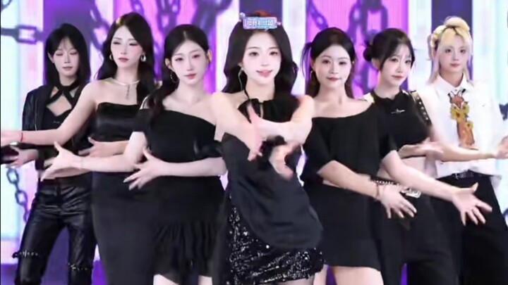 EUREKA团播来了，这团舞也是炸翻了