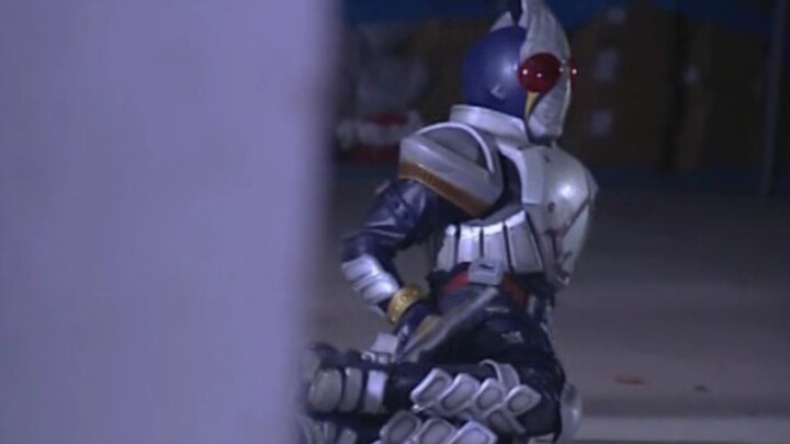 "Tachibana-senpai, pemukulanmu sungguh menyakitkan."