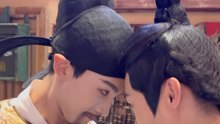 นี่คือสอง “เจ้าตัวป่วน” นั่นเอง
