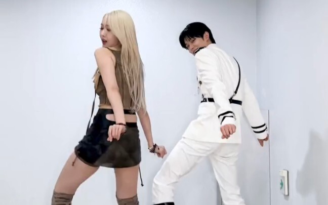 TXT Choi Yeonjun dan VIVIZ SinB tantangan tari MANIAC di Douyin 231112 TikTok