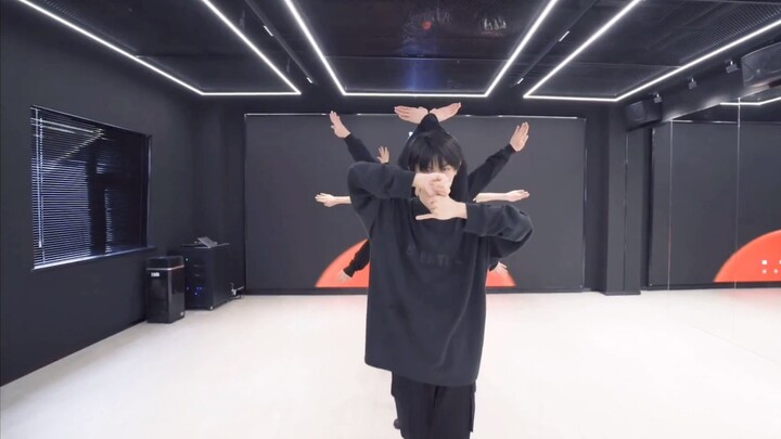 【Times Youth League】Changing the song by raising your hands above your head