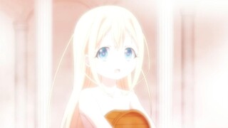 My little Loli is so cute, why does she look like she could be punished?