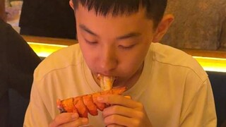 Son: Mom, may I ask which meal is the instant noodles scheduled for? #ReverseParenting #WiseMomAndSo