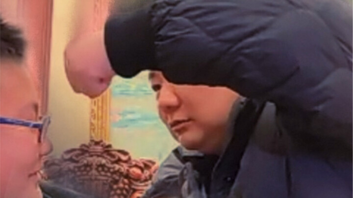 พี่ชายของฉันมาถึงแล้ว