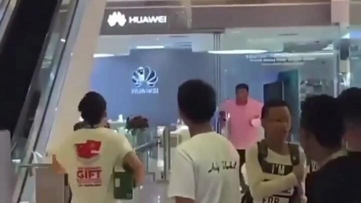 A customer tries on running shoes, and the salesperson thinks they’re about to sprint off, chasing a