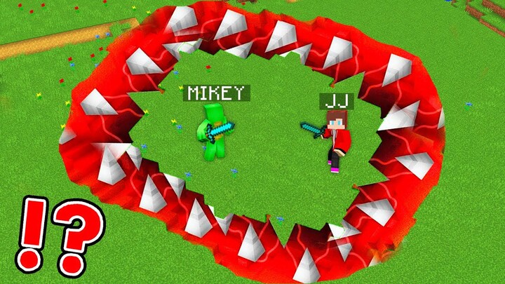 Mikey and JJ Found Scary Canyon Monster in Minecraft - Maizen ?!