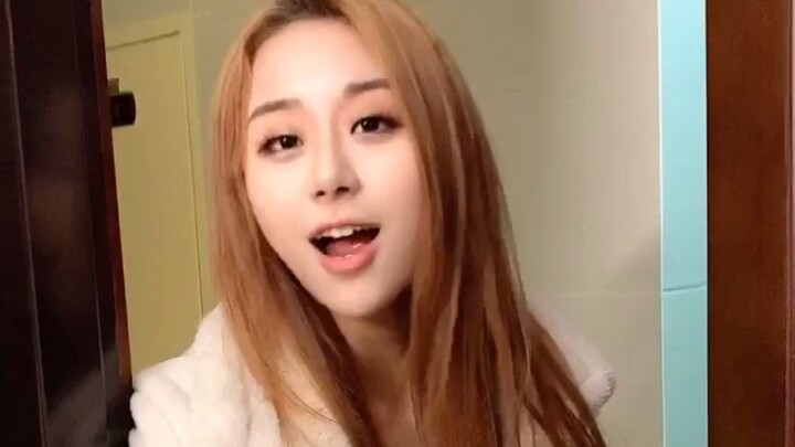 เด็กผู้หญิงคนนี้ใจดีจริงๆ
