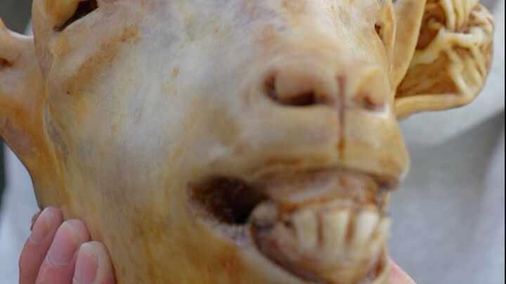 Sialan, kelembutan ini… siram saja!