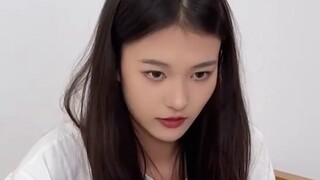 พี่ชายที่มีน้องสาวอย่างนี้ไม่ควรมีช่วงเวลาที่กบฏ